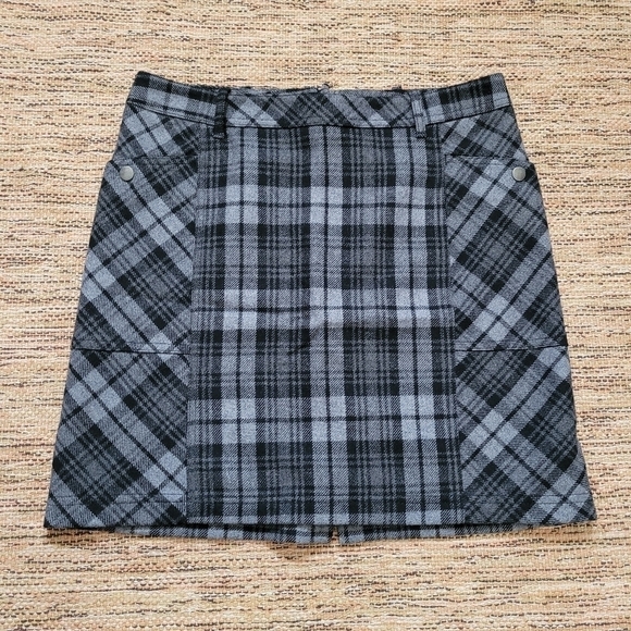 EDDIE Bower Plaid Skirt | size 8 - Picture 2 of 4